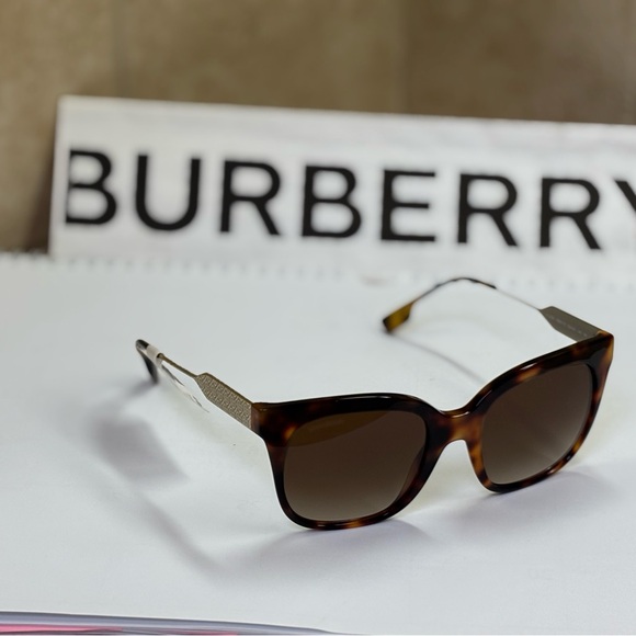 New Burberry B4328 3884/13 Tortoise Sunglasses - Picture 1 of 13